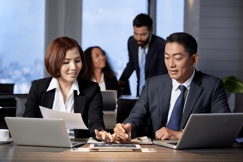 Practical Business Ethics for Managers and Leaders in Daily Decisions