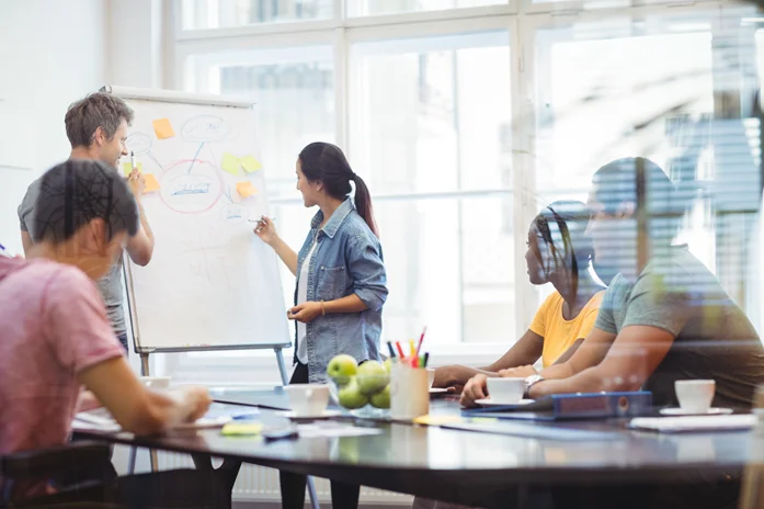 When Professionals Should Enrol in a Business Presentation Course